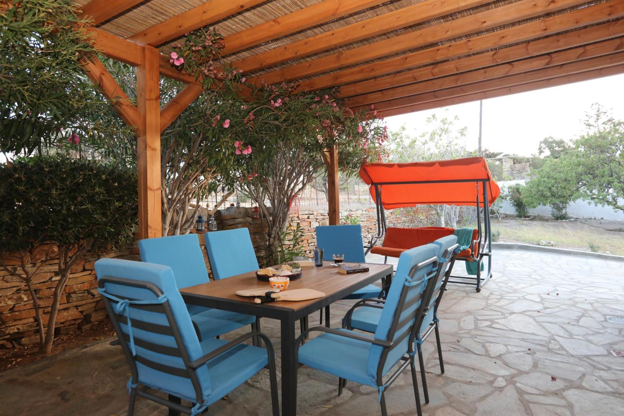 Ruby'S Summer House With Spacious Garden And Free Parking Gavrio Exterior photo